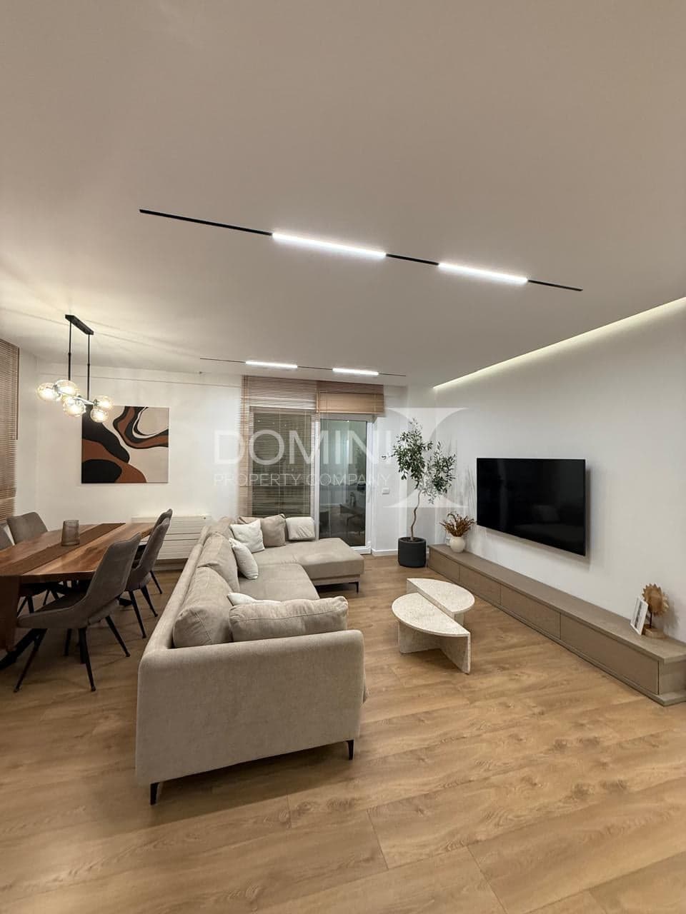 Apartament ne shitje 3+1+2+depo 21 dhjetori (Rruga Ndre Mjeda)