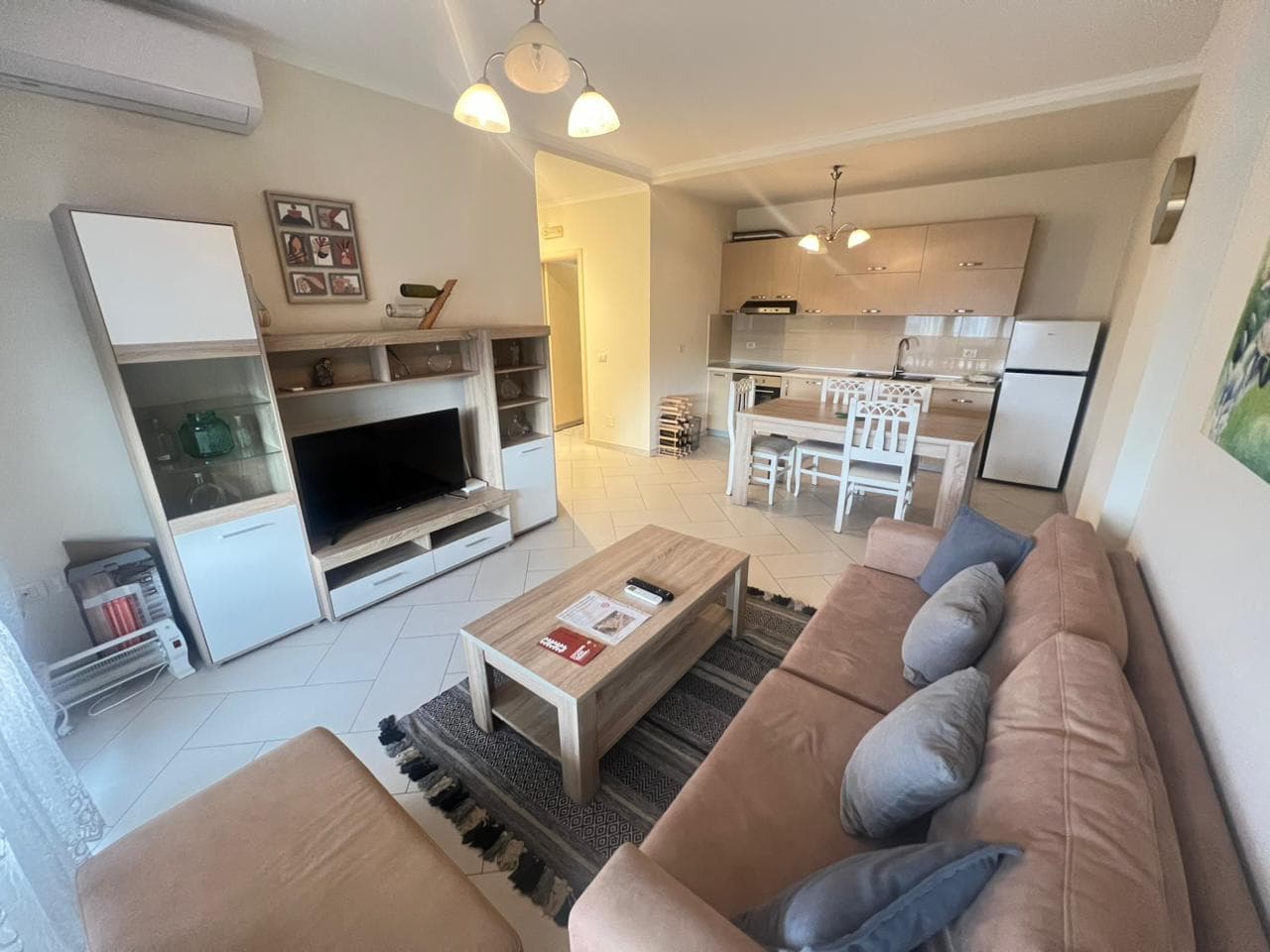 QIRA APARTAMENT 2+1 PERBALLE DELIJORGJIT