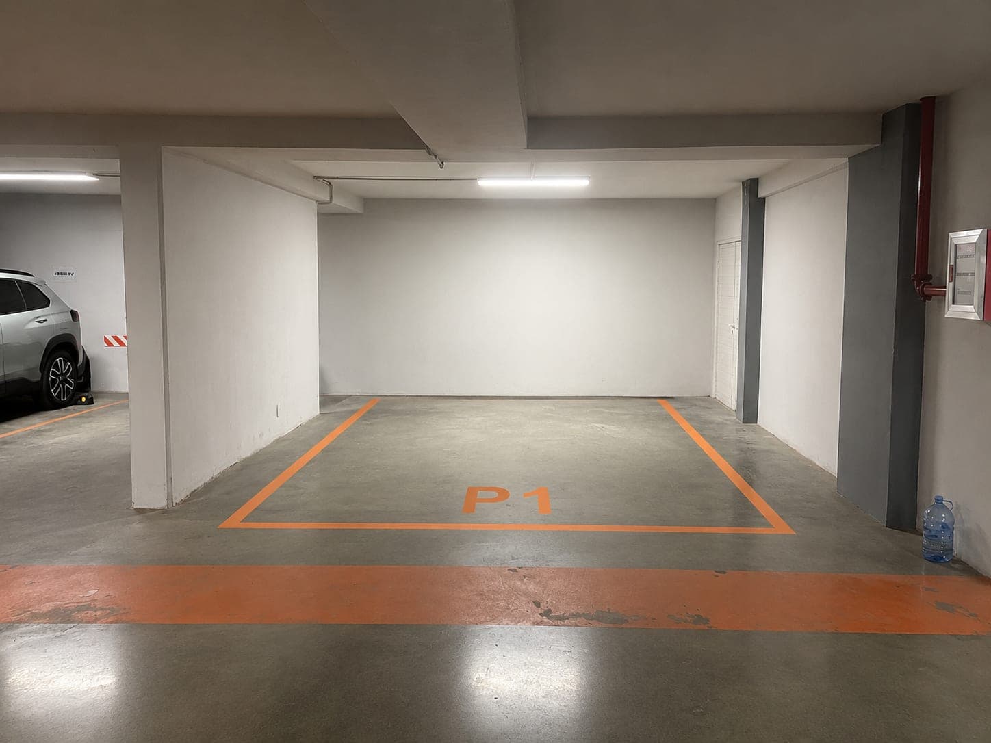 SHITET POST PARKIMI 12.5 M² – SHKOLLA E KUQE