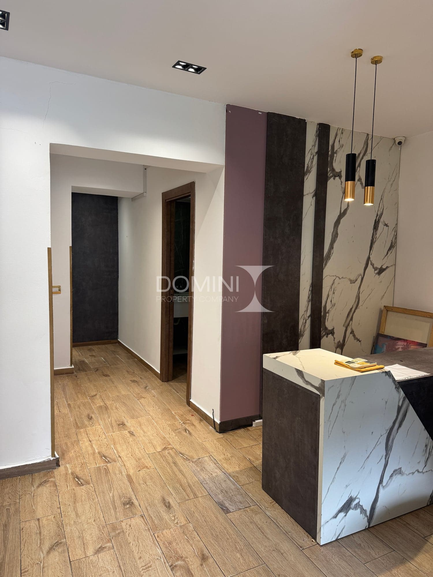 Shitet Apartament 3+1+2 Tek Rruga Margarita Tutulani