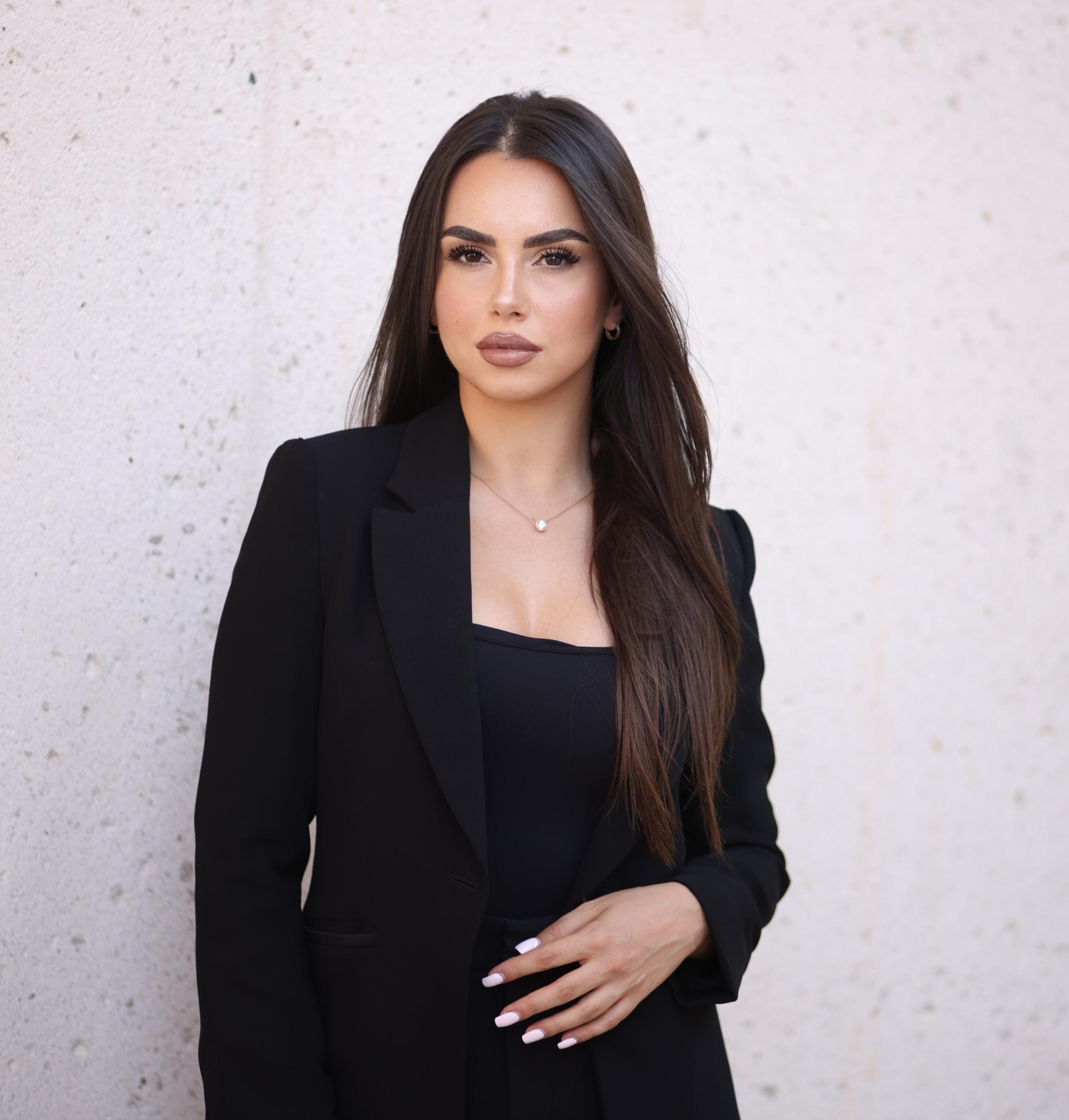 Profile photo of agent Anila Basha