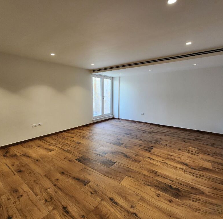 780