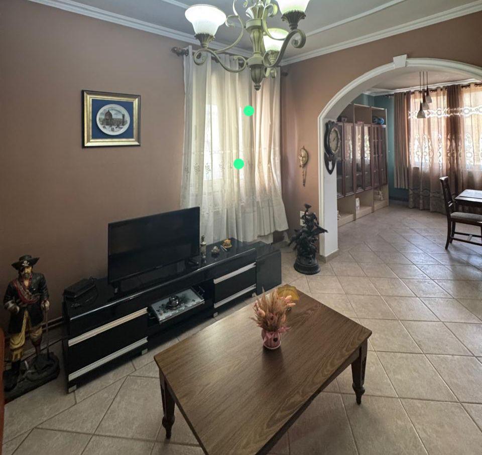 Duplex me qira qender