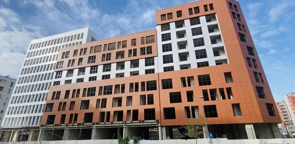 7 Poste Parkimi per Shitje!