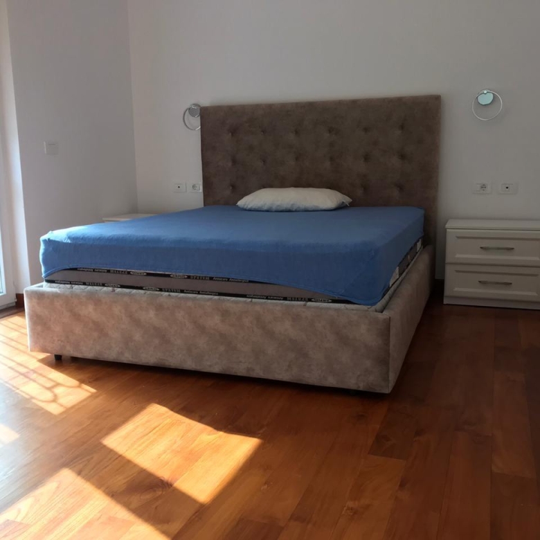 780