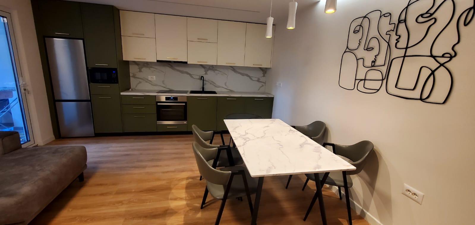 Apartament ne shitje 2+1,Qender