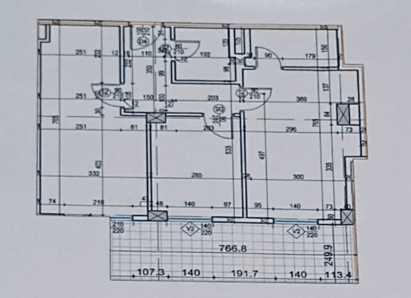 Ambient Zyre me Qira – Rruga e Barrikadave, Tiranë