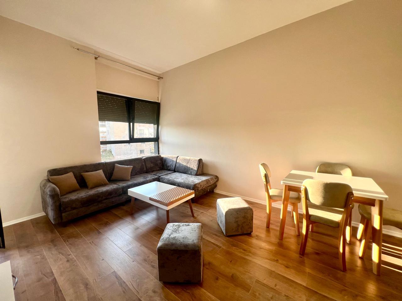 JEPET ME QERA APARTAMENT 1+1 ALI DEMI