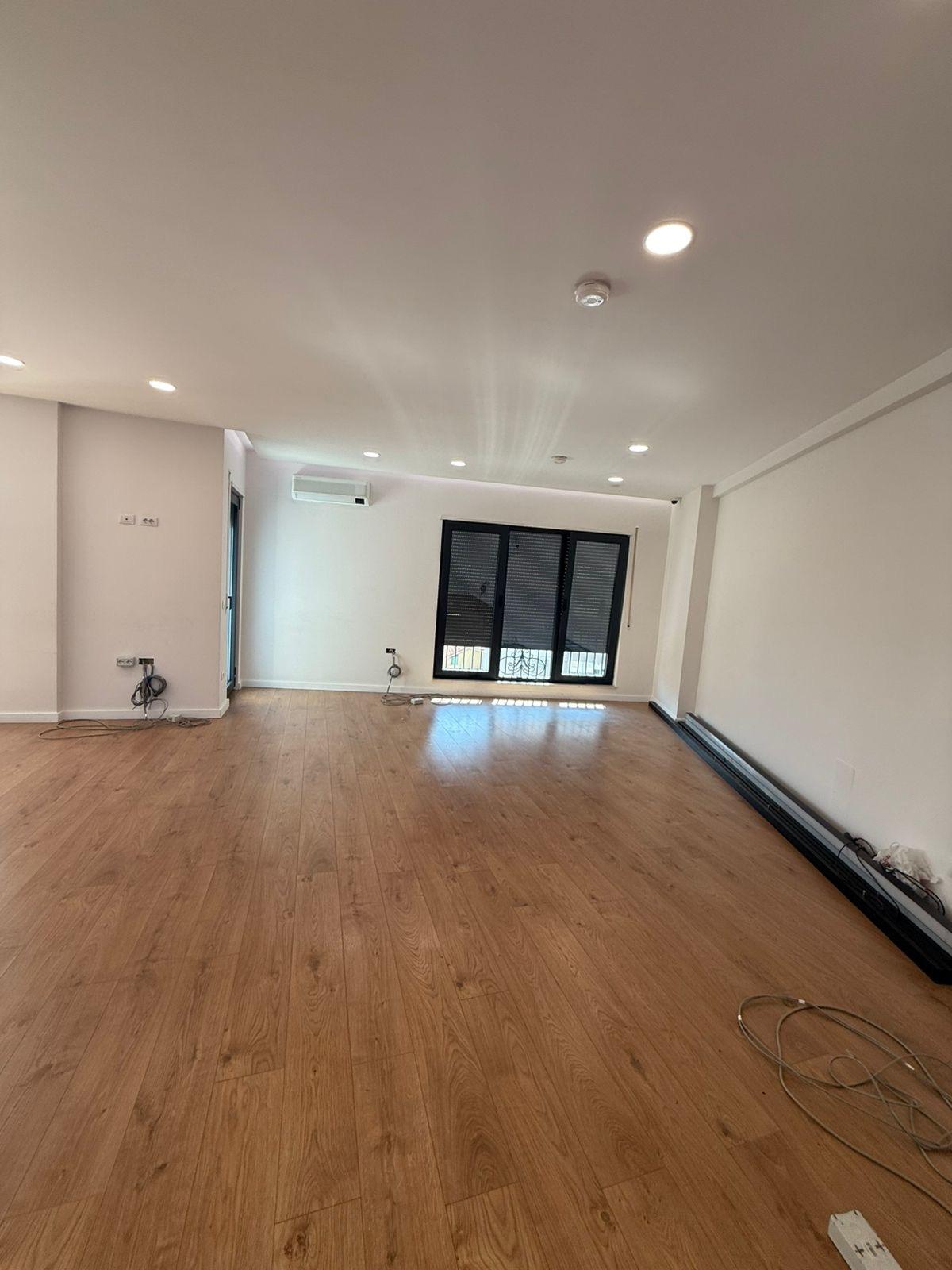 Zyre me qira ne Qender te Tiranes