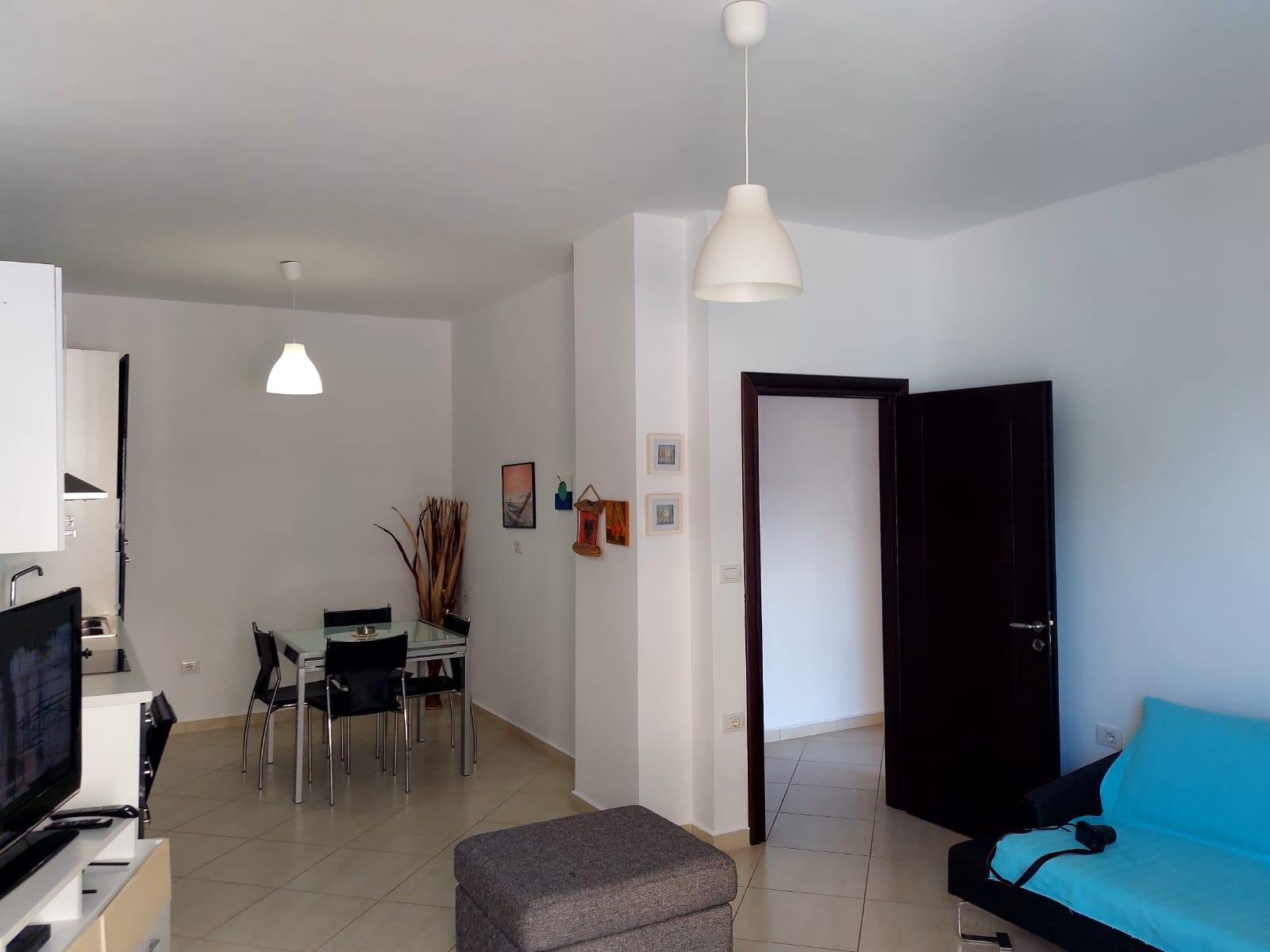 1b99d3de-3faa-4ed4-bc3c-12eb27484b16