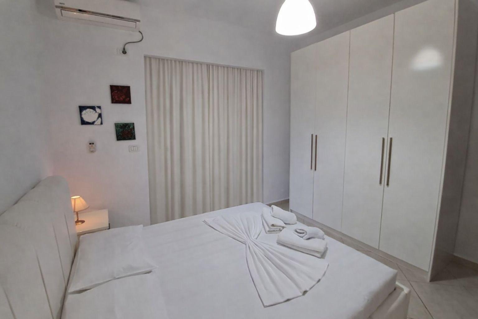 72fd8bc2-71bb-4569-a216-145cb4589dc6