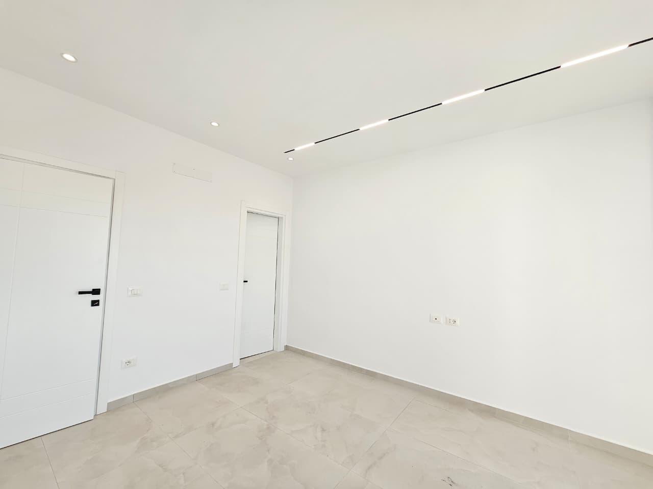 WhatsApp Image 2025-12-16 at 17.16.52 (1)