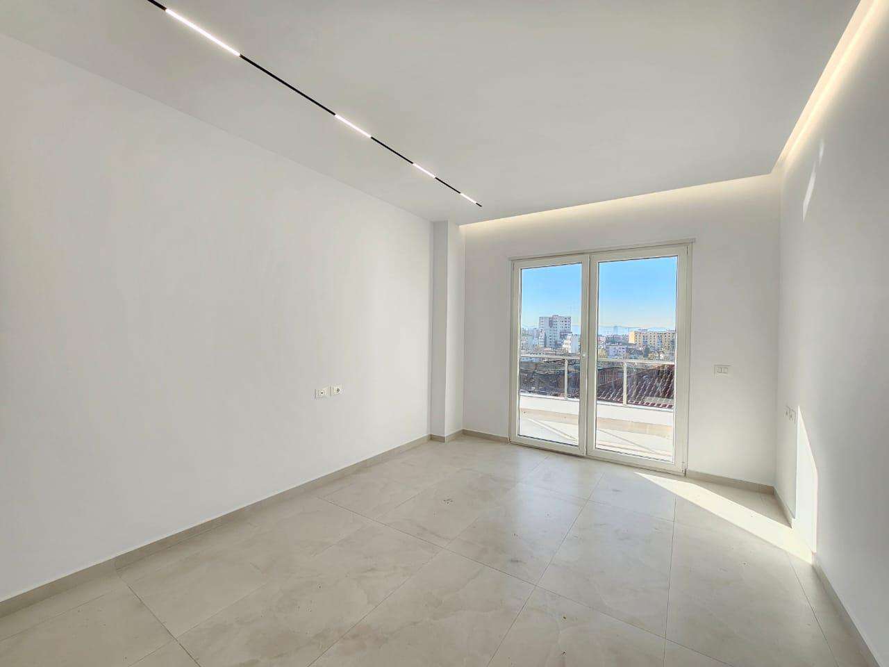 WhatsApp Image 2025-12-16 at 17.16.53 (1)