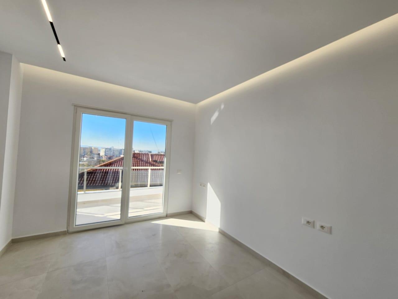 WhatsApp Image 2025-12-16 at 17.16.53 (2)