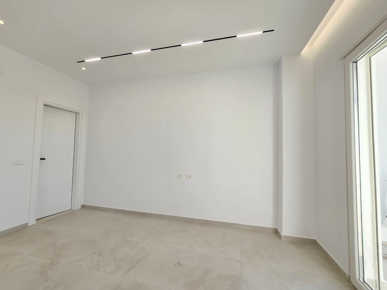 WhatsApp Image 2025-12-16 at 17.16.53