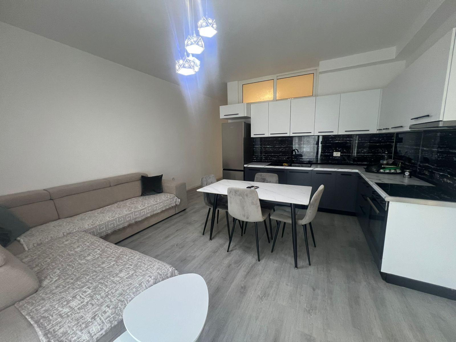 b2834fe9-9a0c-45c8-9057-7ee7f3d909cd