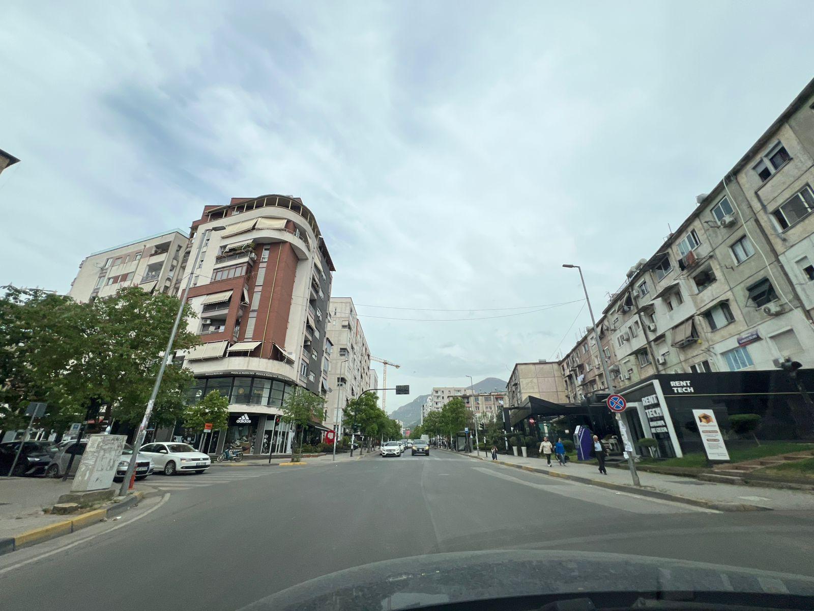 SHITET APARTAMENT 56 M² – KATI 0, BIZNES & BANIM, OXHAKU (RR. XHENFIZO KEKO)