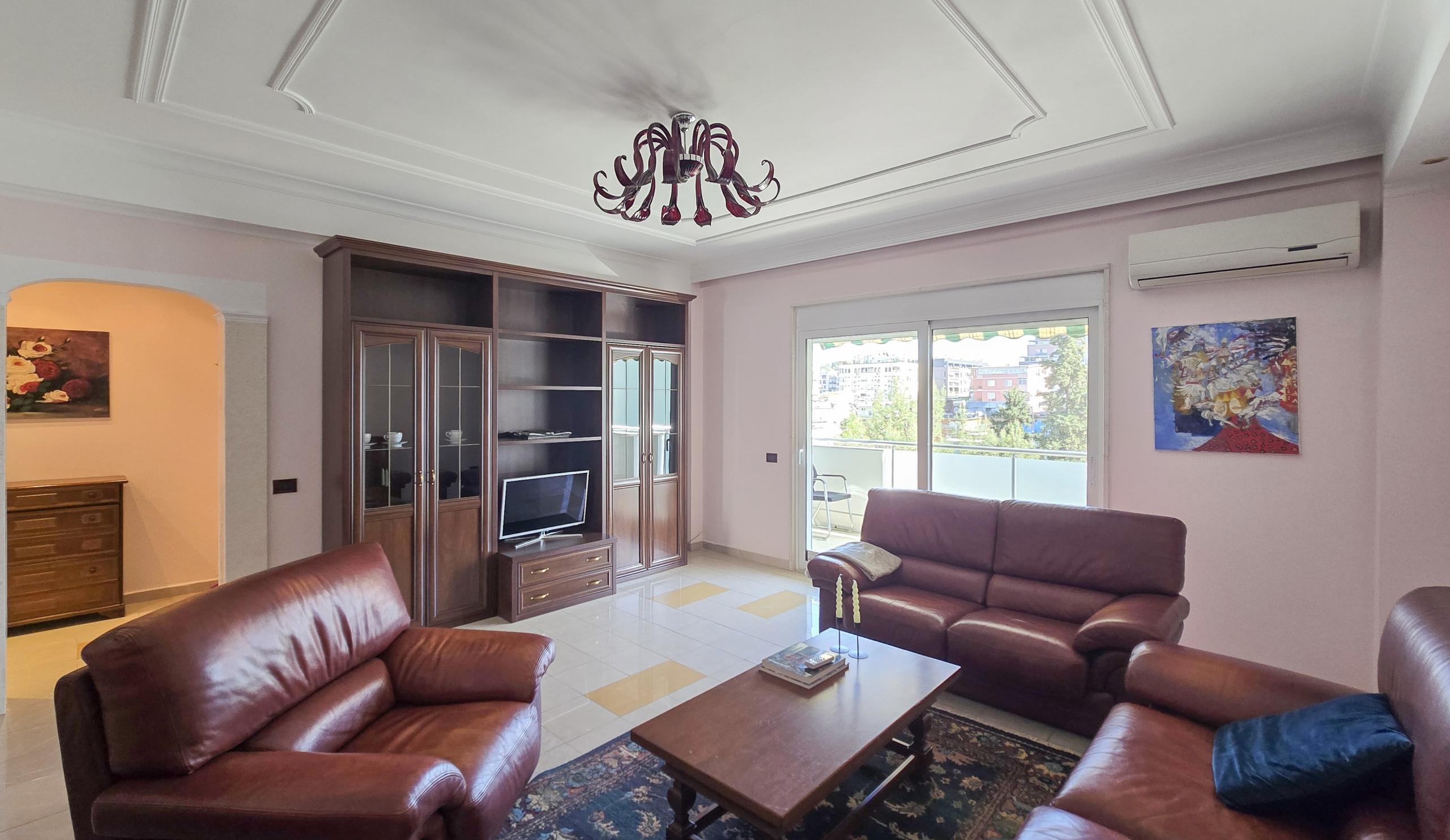 APARTAMET 2+1+2 PER QIRA! NE ZEMER TE BLLOKUT! TIRANE