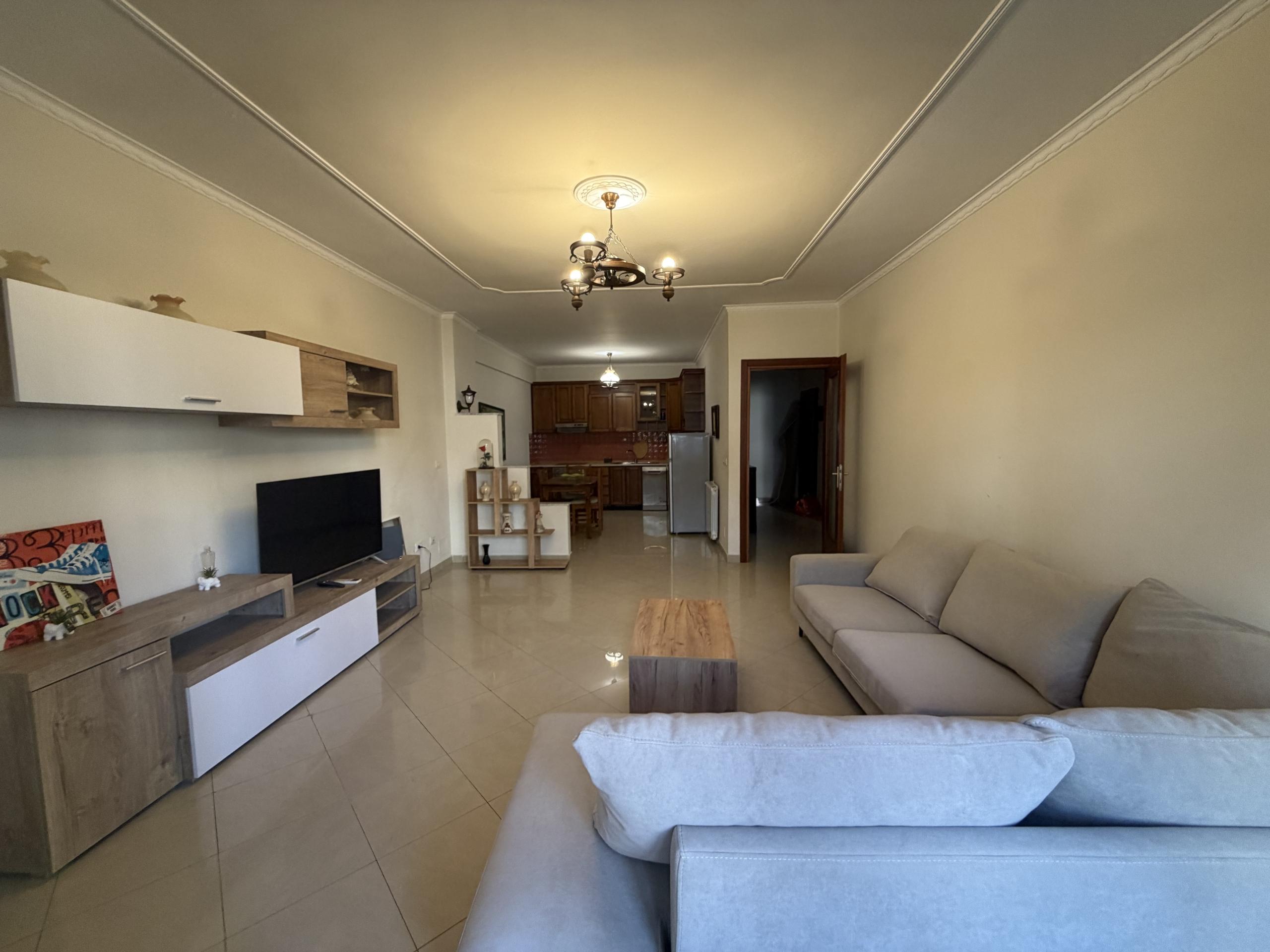 Apartament me qira Rruga Sami Frasheri!