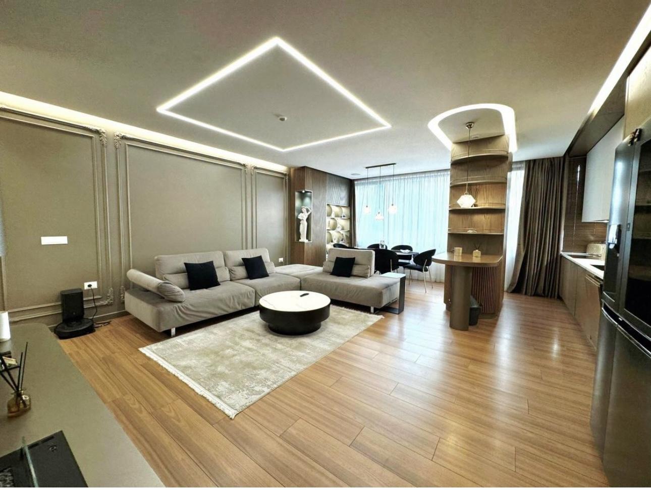 APARTAMENT 2+1+2 PER SHITJE,PRANE SQUARE 21