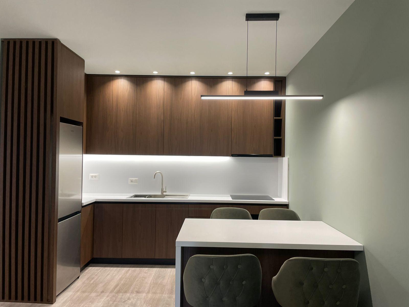 JAPIM ME QIRA APARTAMENT 1+1 TEK GOLDEN TOWER, RR. MINE PEZA