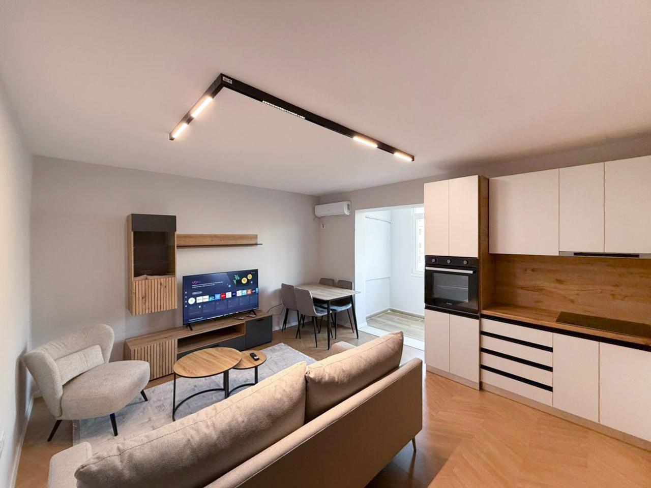 SHITET: APARTAMENT 1+1 RRUGA “SIRI KODRA”