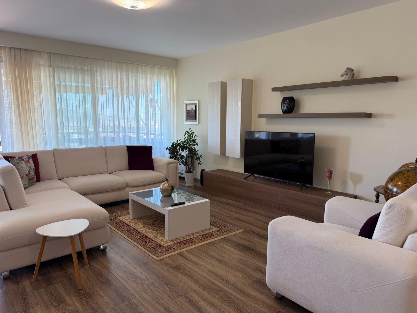 APARTAMENT 2+1+2 PER QIRA TE LONG HILL RESIDENCE!