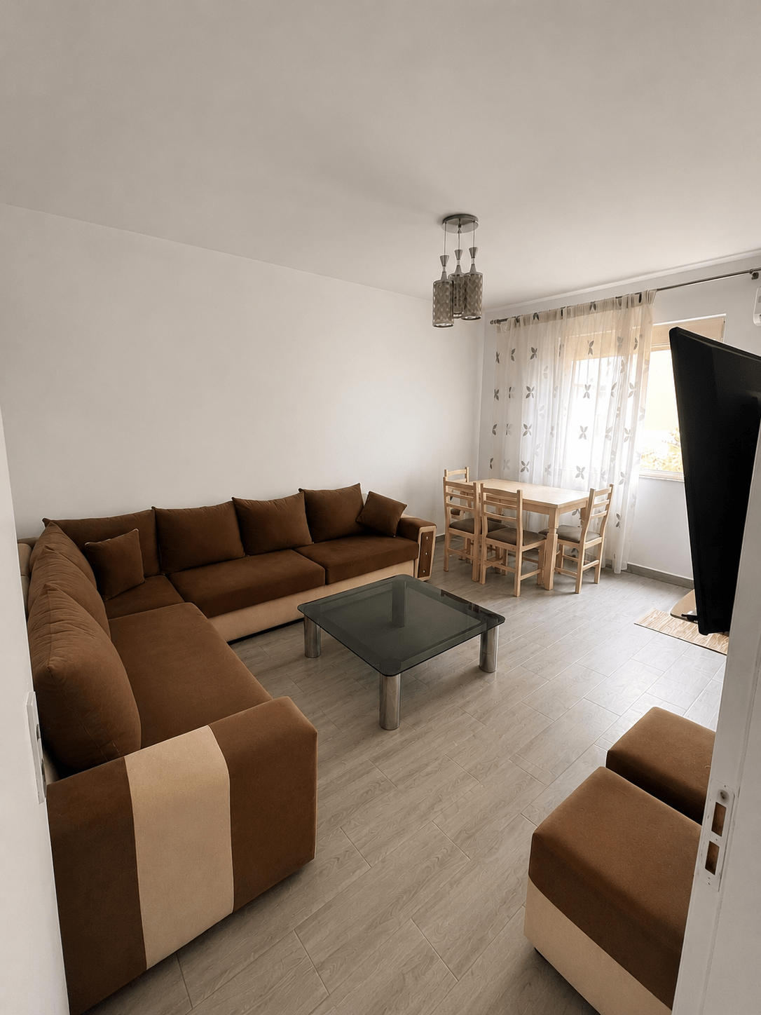 APARTAMENT 1+1 PER QIRA!