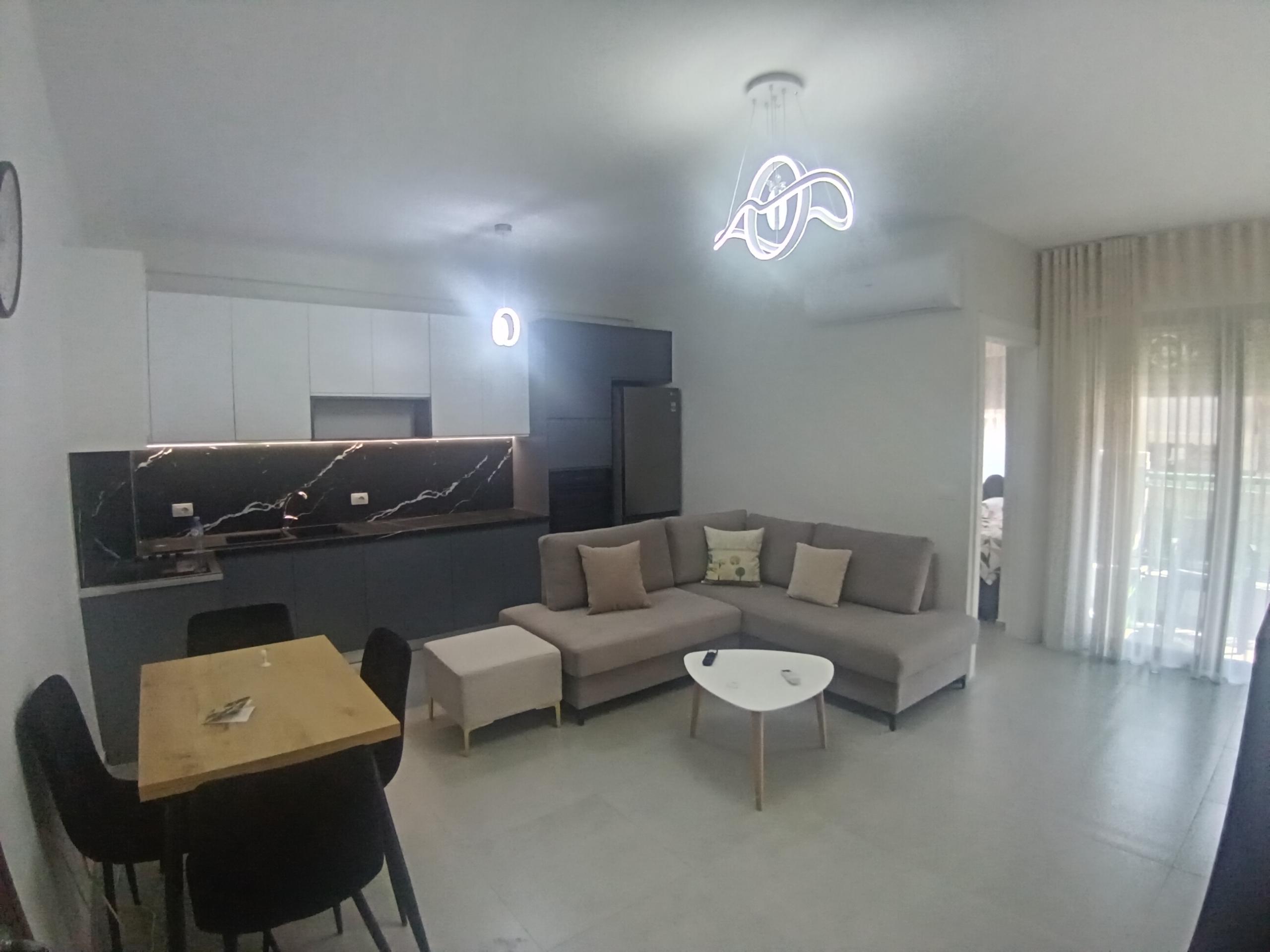 Apartament 2+1 Per Qira te Rruga e Durresit