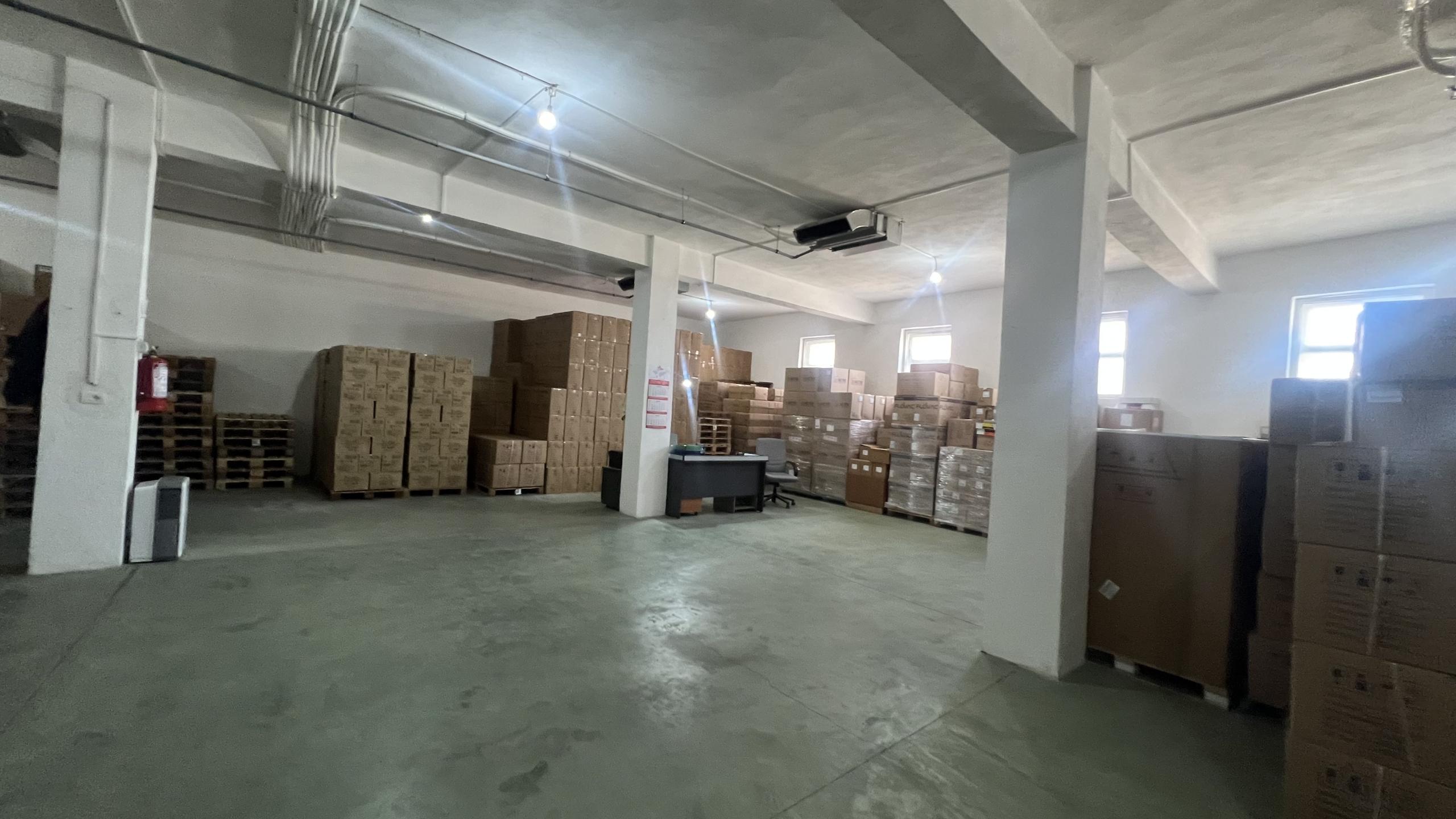 ME QIRA | MAGAZINË 400 m² – FERRAJ- KOMUNA DAJT