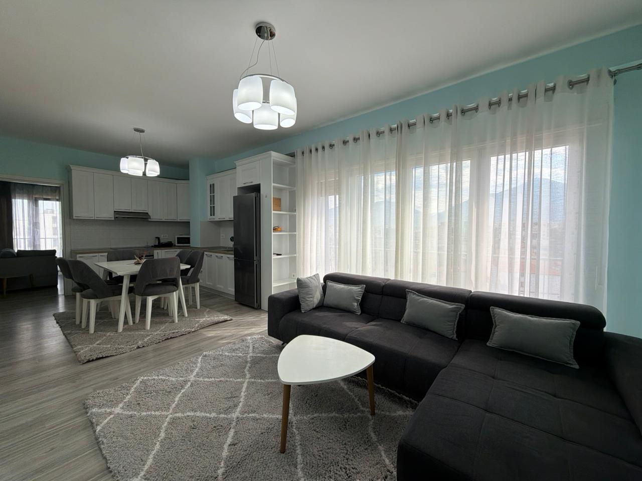 Apartament 2+1 per Qira, Selvia, prane Vila Goldi!